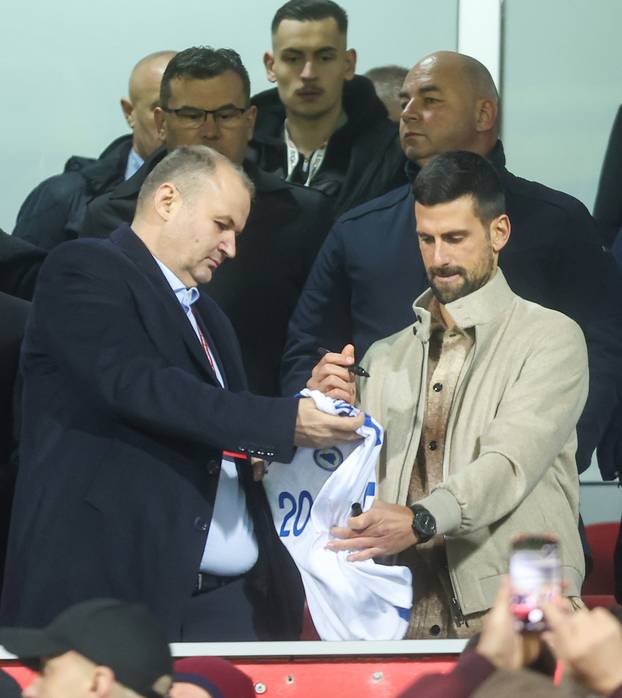 Zenica: Novak Đoković prati utakmicu Bosna i Hercegovina - Italija