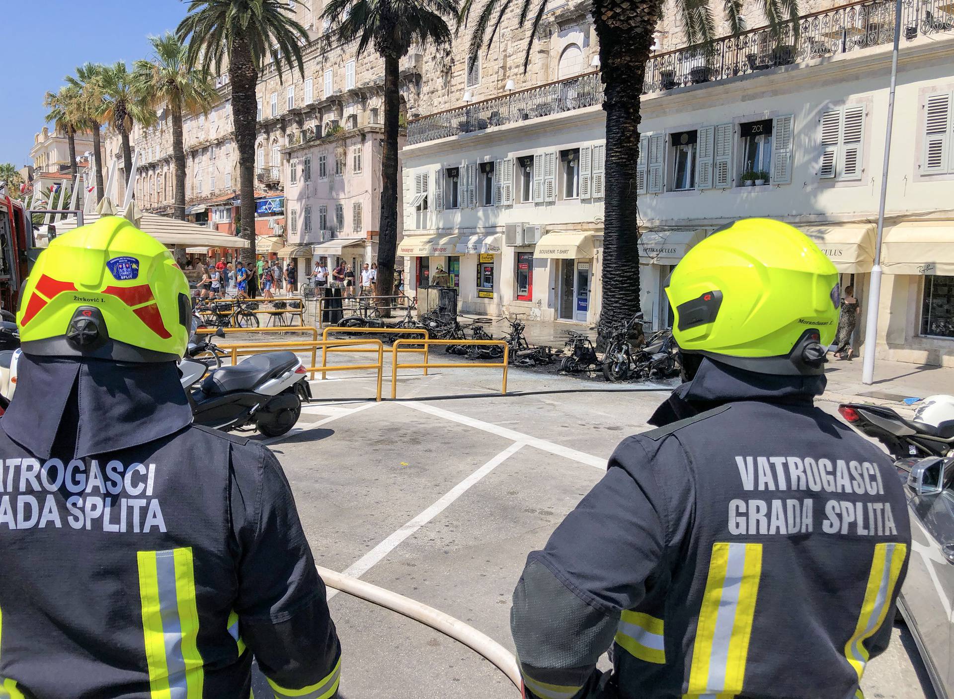 Split: Na Rivi se zapalilo desetak motocikala