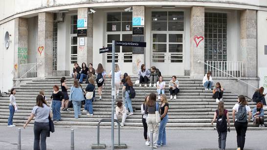 Osnovnu školu završava 864 učenika više, Zadar dobiva prvi prirodoslovni gimnazijski smjer