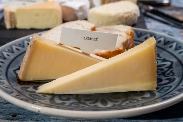 FOTO Ovo su najukusniji sirevi na svijetu: Koliko ste ih probali?