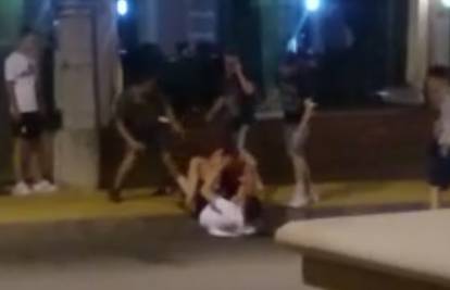 Video: Mlatili se pred klubom u Opatiji, pobjegli prije policije...