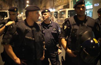 Zagreb: Slikar i režiserka izvrijeđali su bili policajce
