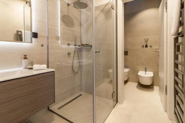 FOTO Ovako izgleda vila bivšeg potpredsjednika HDZ-a. Noćenje 1100 eura, ima bazen, saunu...