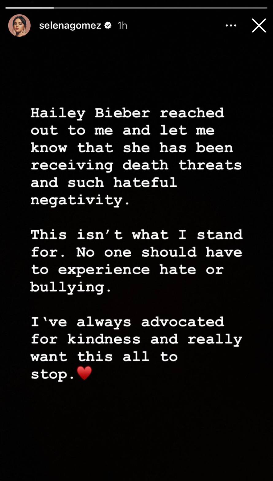 Nakon Selene, fanovima se obratila i Hailey Bieber: 'Hvala joj, ovo je bilo teško za obje!'