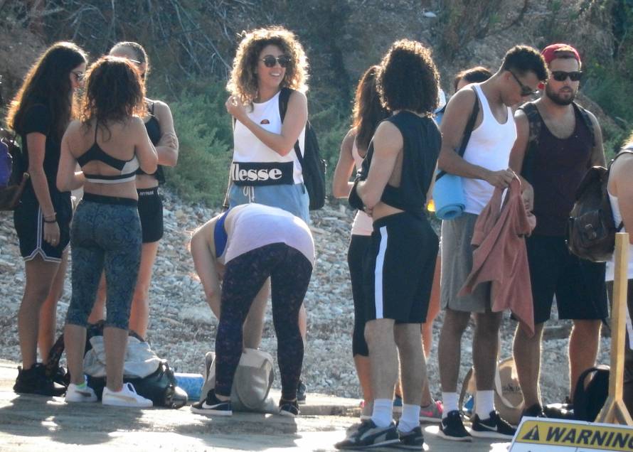 Snimali su na Visu: Izašli prvi kadrovi iz filma 'Mamma Mia'