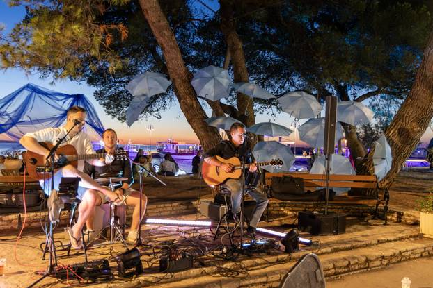 Fažana: Održana manifestacija "Rapsodija u plavom"