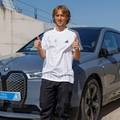 FOTO Što voze 'vatreni'? Modrić ima Bentleya i sponzorski BMW, Dalić je dobio poklon iz Emirata