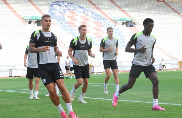 Split:  MŠK Žilina odradila trening na Poljudu