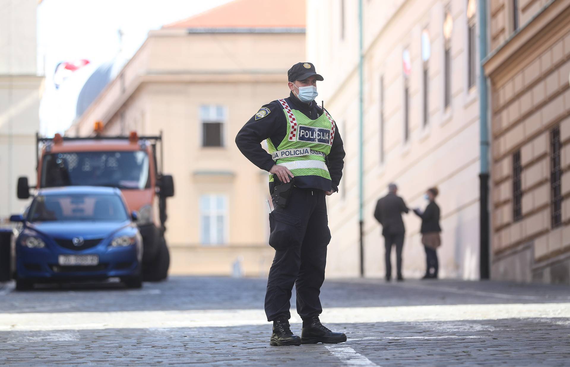 Novi život na Markovu trgu: 'Da barem za nas starije naprave koridor, da ne moramo okolo'