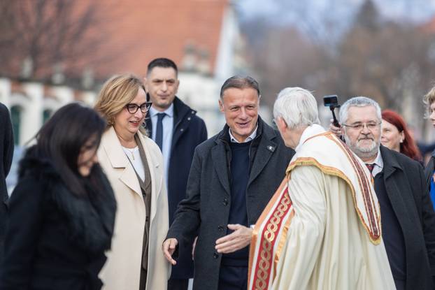 Zagreb: Predsjednik Sabora na ceremoniji donošenja Betlehemskog svjetla mira