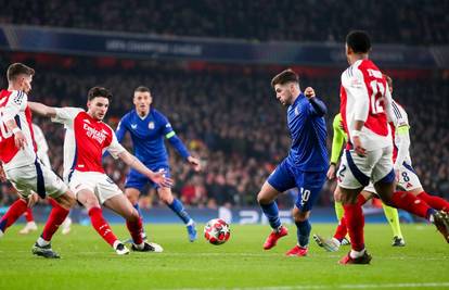 VIDEO Arsenal - Dinamo 3-0: Cannavaro izgubio u debiju, 'modri' ostali bez udarca u okvir