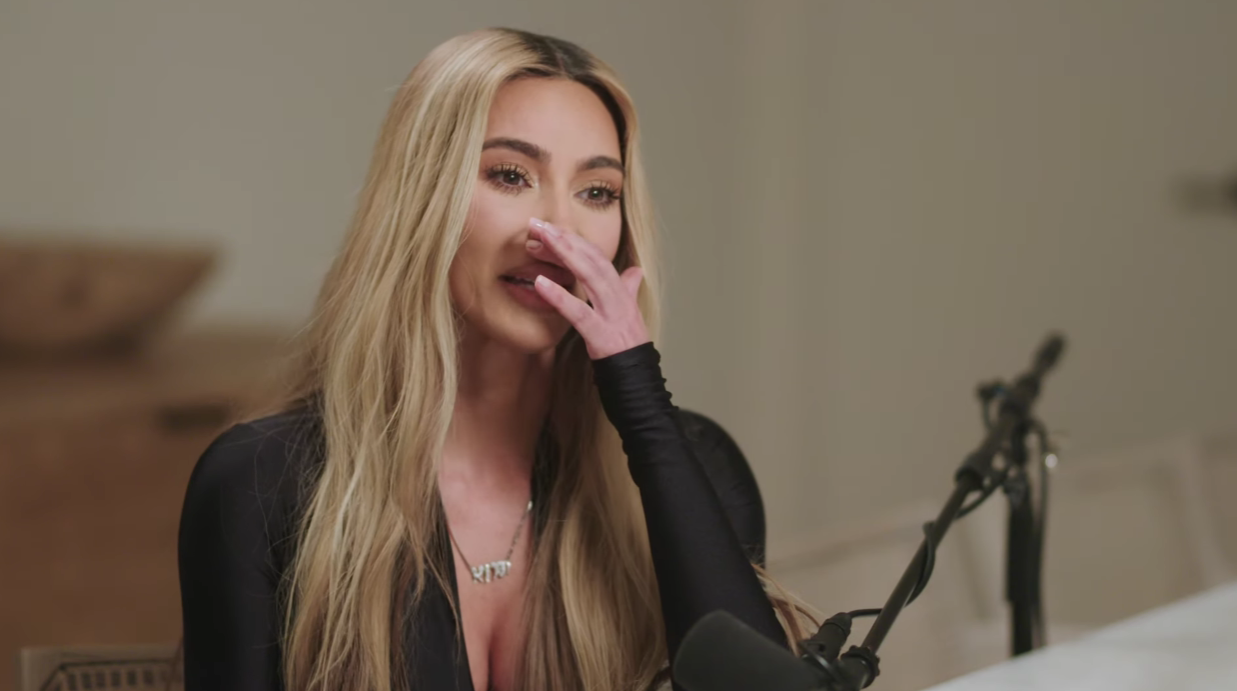 Kim Kardashian pokazala kako joj izgleda kosa bez umetaka, fanovi u nevjerici: Pa što je to?!