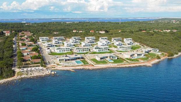 FOTO I Hrvatska ima rajske resorte: Ovaj na Ugljanu bolji je čak i od onih na Maldivima