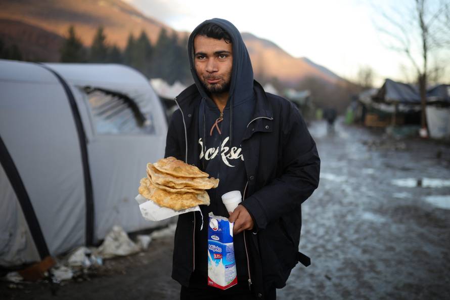 Noć u paklu Vučjaka: Mlate nas i pucaju, bojimo se crne policije