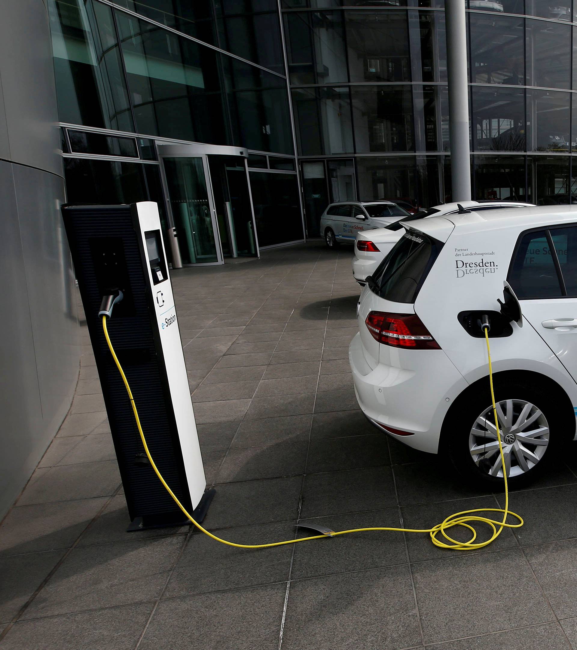 FILE PHOTO: VW e-Golf electric car charges outside the Transparent Factory in Dresden