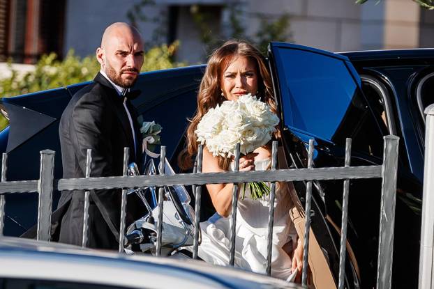 Split: Vjenčanje Hajdukovog nogometaša Anthonyja Kalika i Ivone Glavaš