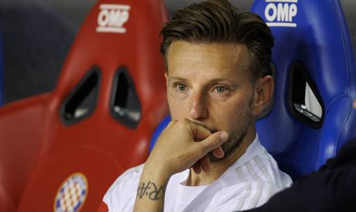 FOTO Raketine suze najavile su opro&scaron;taj: Ovo je 100 fotografija Ivana Rakiti&cacute;a u bilom dresu