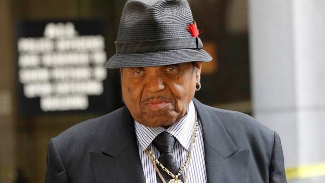 FILE PHOTO: Joe Jackson father of the late pop star Michael Jackson leaves the courthouse during Dr. Conrad Murray's trial in the death of his son in Los Angeles