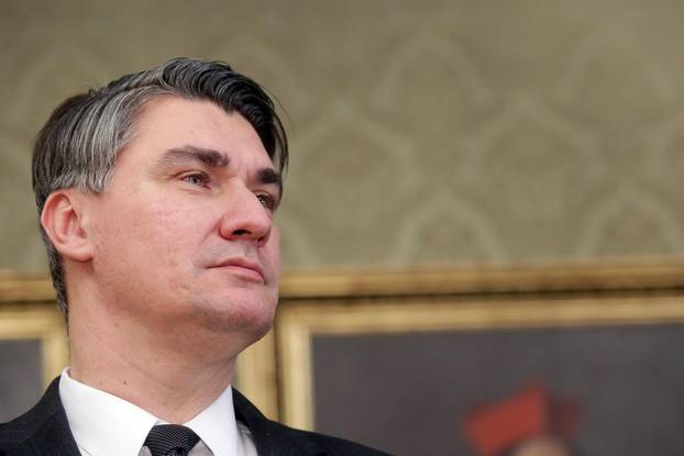 ARHIVA: 2016. Zagreb: Primopredaja vlasti izme?u Milanovi?a i Oreškovi?a u Banskim dvorima 