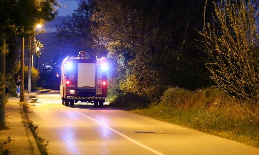 Zagreb: Vatrogasci ugasili poÅ¾ar glomaznog otpada u ulici Gata