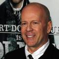On je 'tata od formata': Bruce Willis na manikuri kod kćerkice