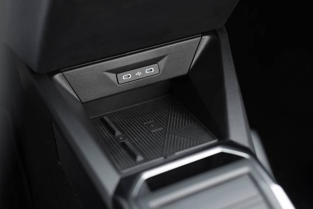 RENAULT CLIO VI FULL HYBRID E-TECH (RB3B1 HEV)