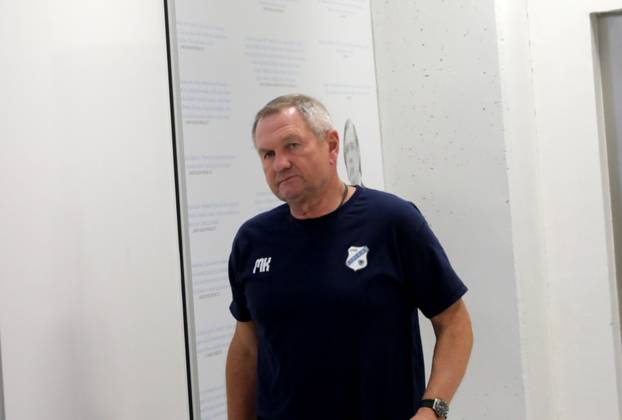 Rijeka: Trener Matja&zcaron; Kek i igra&ccaron; Ante Ore&ccaron; na konferenciji za medije 