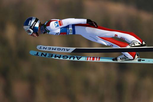 VIDEO Oborio rekord olimpijske skakaonice, ali nije pobijedio u Garmischu: Tschofenig  na tronu