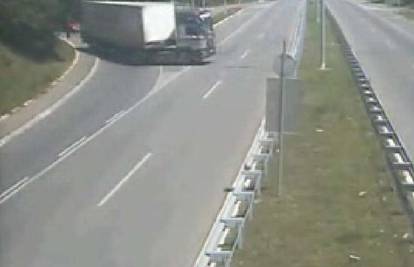 Novi Sad: Kamionima voze u suprotnom smjeru