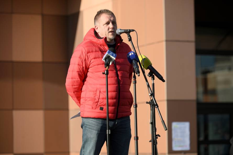 Zagreb: U Dubravi održan prosvjed protiv međuvršnjačkog nasilja