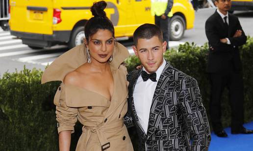 People: Priyanka Chopra i Nick Jonas su najbolje odjeveni par