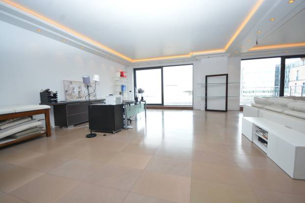 FOTO Netko u Zagrebu prodaje stan za gotovo 3 milijuna eura! Pogledajte što je sve u cijeni...