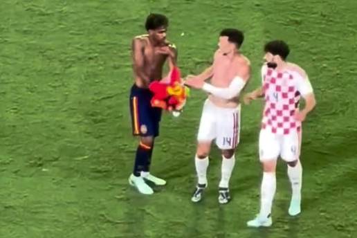 VIDEO &Scaron;to radi Gvardiol!? Potez na poluvremenu utakmice sa &Scaron;panjolcima iznenadio mnoge