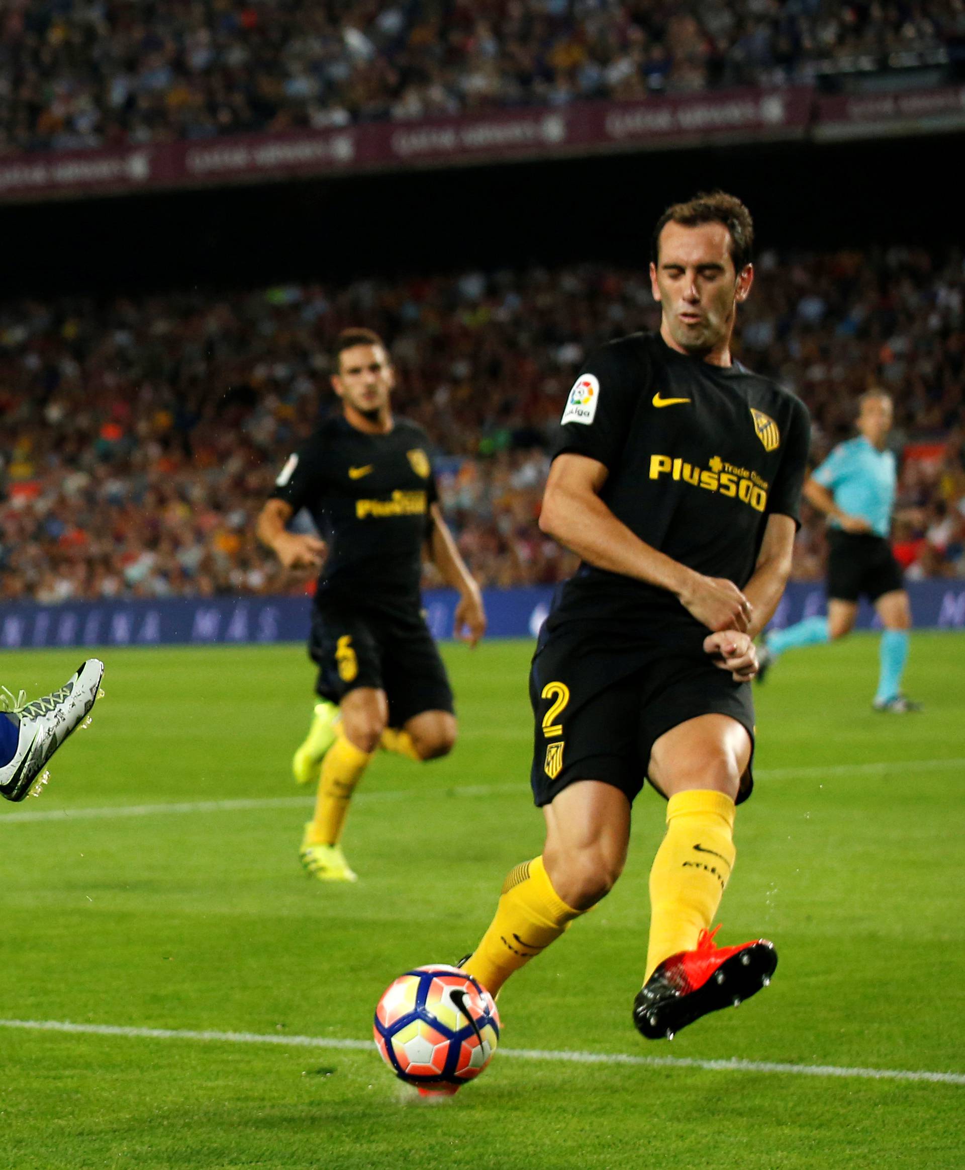 Football Soccer - Barcelona v Atletico Madrid - Spanish La Liga Santander - Camp Nou stadium