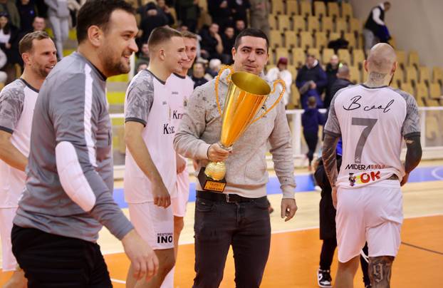 Kaštela: Finalna utakmica turnira “4 kafića “ 