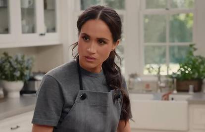 Nove kritike na račun Meghan: 'Naopako držiš te hvataljke!'