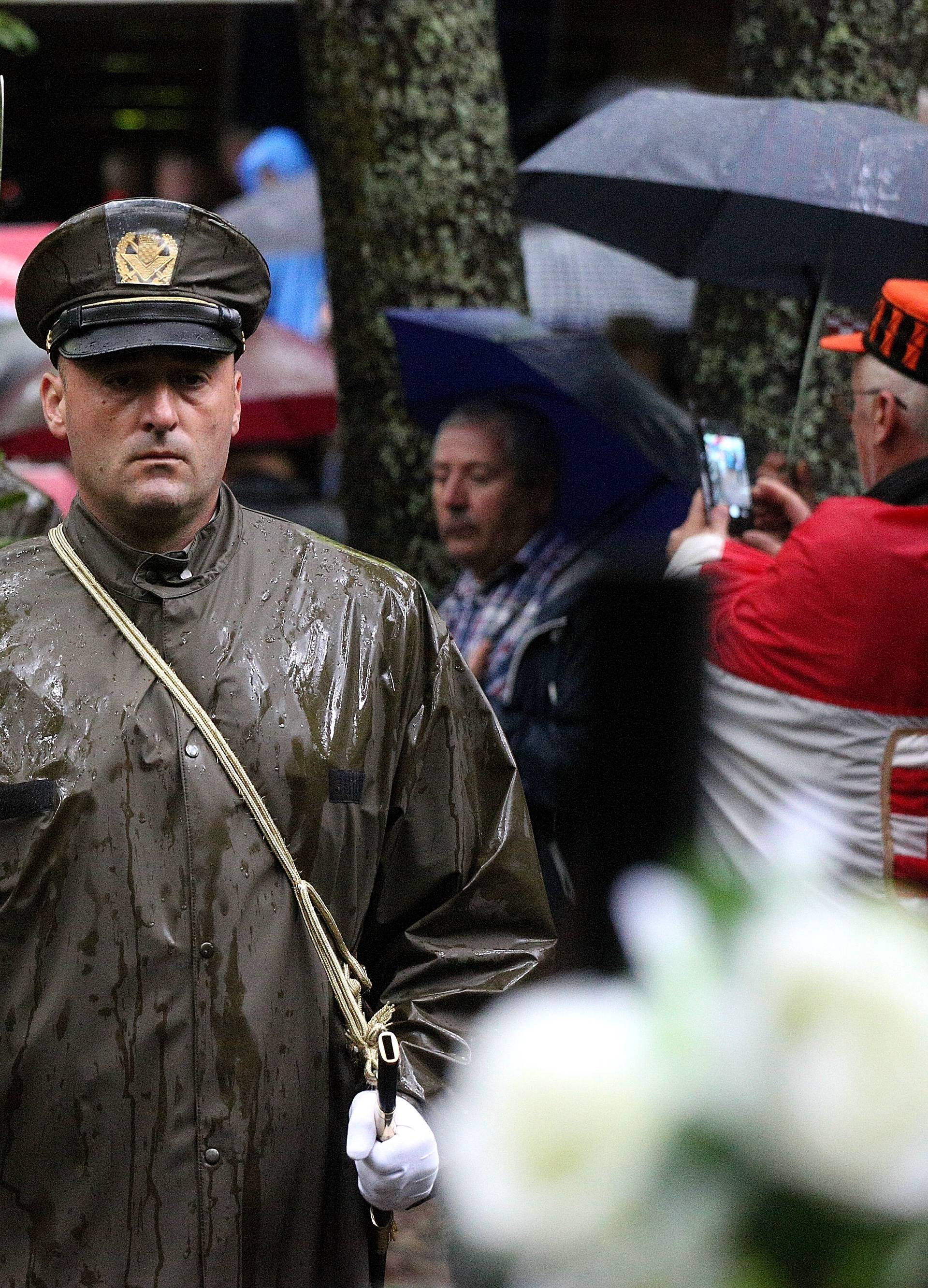 SoÅ¡ice: Komemoracija pokraj jame Jazovke za Å¾rtve koje su ubili partizani