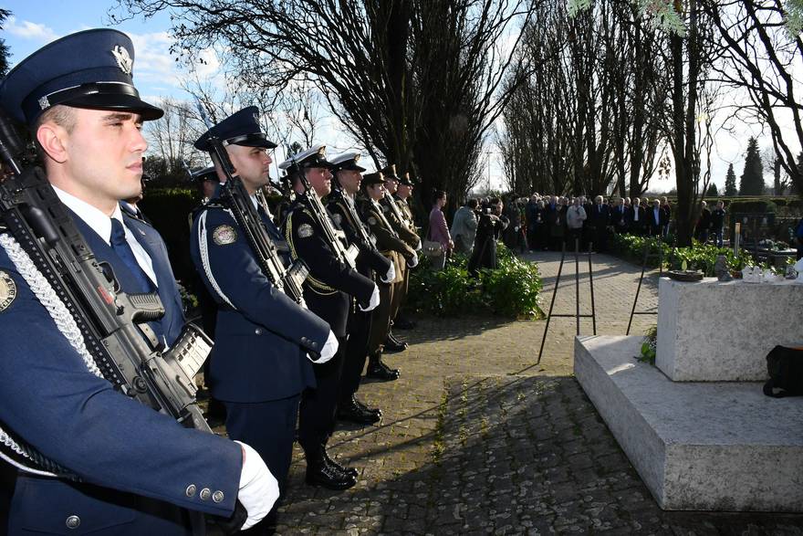 Slavonski Brod: Obilježavanj​e 32. obljetnice osnivanja 101. bosansko-brodske brigade Hrvatskog vijeća obrane​