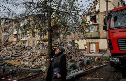 U ruskim napadima na istoku Ukrajine dvoje mrtvih, šestero ranjeno: Raketirali i bolnicu...