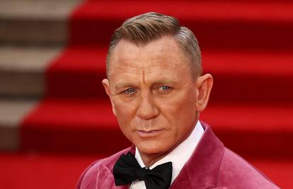 Daniel Craig promijenio imidž, a fanovi šokirani: 'Je li ovo šala? Molim te, obuci opet odijelo...'