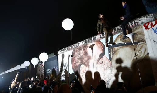 Istočni oslikani dio Berlinskog zida postaje spomen-mjesto