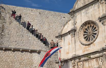 Dobri podaci za prosinac: Više dolazaka turista i noćenja