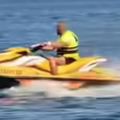 VIDEO NEVJEROJATNO Jet-skijem presijecao put kanaderima u Ninu: 'Vukao je goste na tubi'