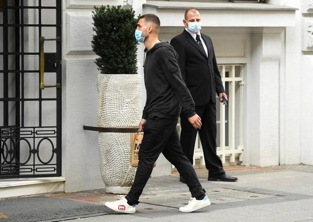 'Vatreni' pod maskama: Kovačić i Ćaleta jedini ih nosili, drugi ne