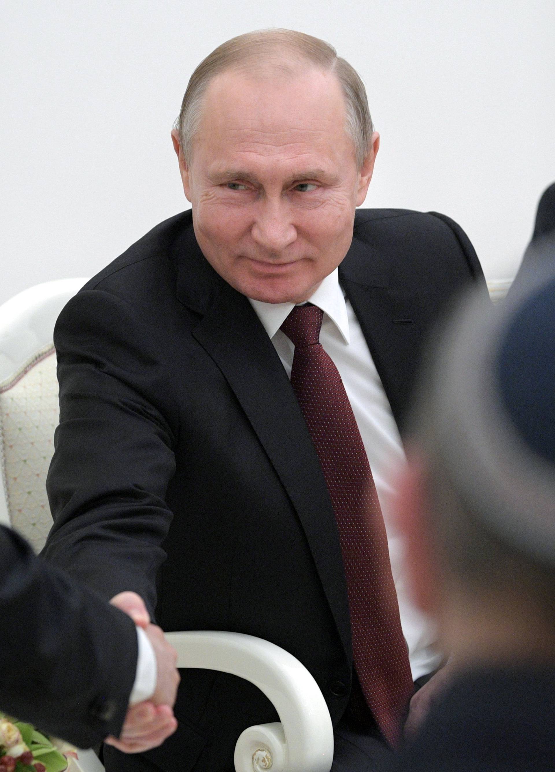 Russian President Putin meets Israeli Prime Minister Netanyahu in Moscow