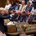 Boris Johnson odlazi "uzdignute glave"; Sunaku najviše glasova
