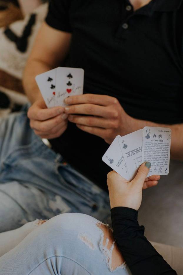 14 najromantičnijih poklona koji će oduševiti ljubav vašeg života