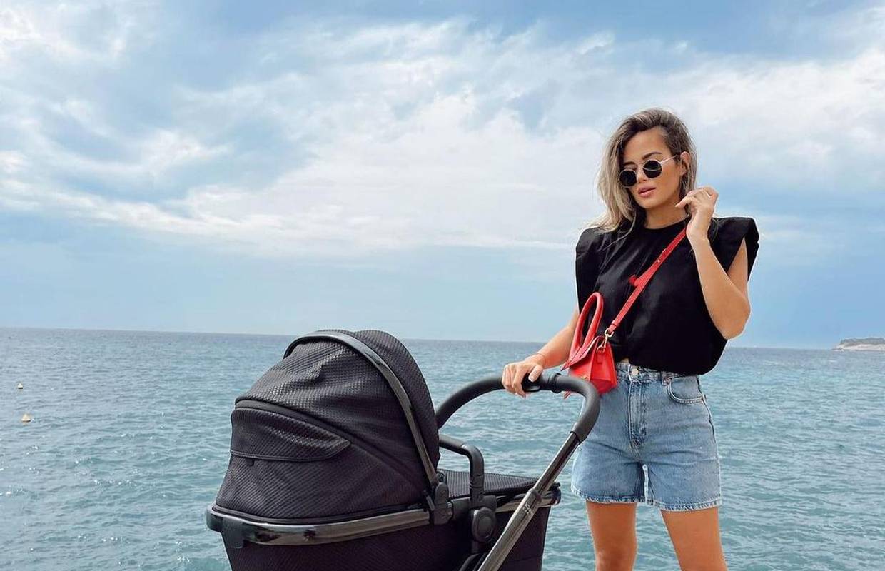 Adriana Ćaleta Car objavila prvu fotografiju iz šetnje sa sinom: 'Pa ženo, k'o da nisi rodila...'