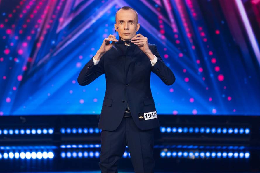 'Jedan od najboljih ikad': Filipinac pjesmom 'Lutka' zaslužio Martinin zlatni gumb