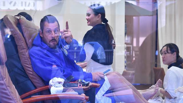 *EXCLUSIVE* Adam Sandler relaxes with a pedicure in the Palisades